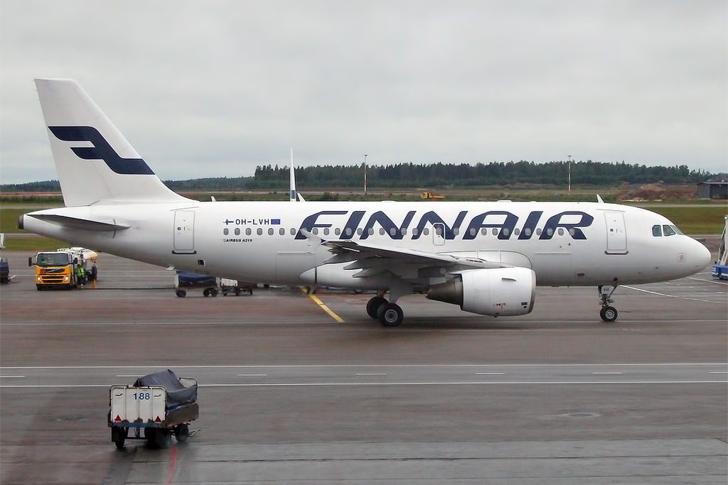 Finnair OH LVH Airbus A319 112 at Helsinki Vantaa Airport