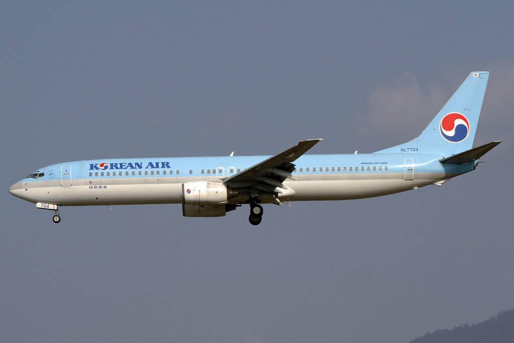 Boeing 737 9B5 Korean Air HL7704
