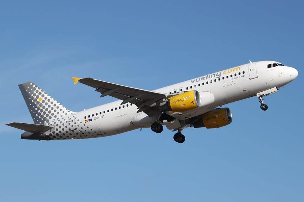 Airbus A320 214 EC JSY Vueling Airlines at Palma de Mallorca Airport
