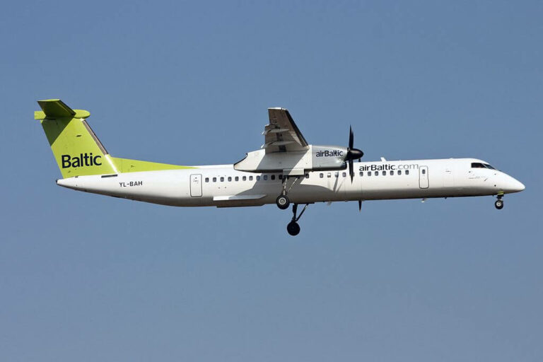 airBaltic Fleet Bombardier Dash 8 Q400 Details and Pictures