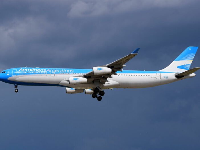 Aerolineas Argentinas Fleet Airbus A340 300 Details And