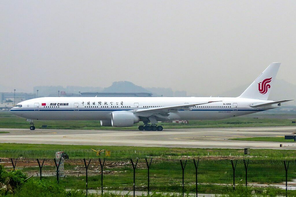 Boeing 777 39LER B 1282 Air China at Shenzhen Baoan International Airport