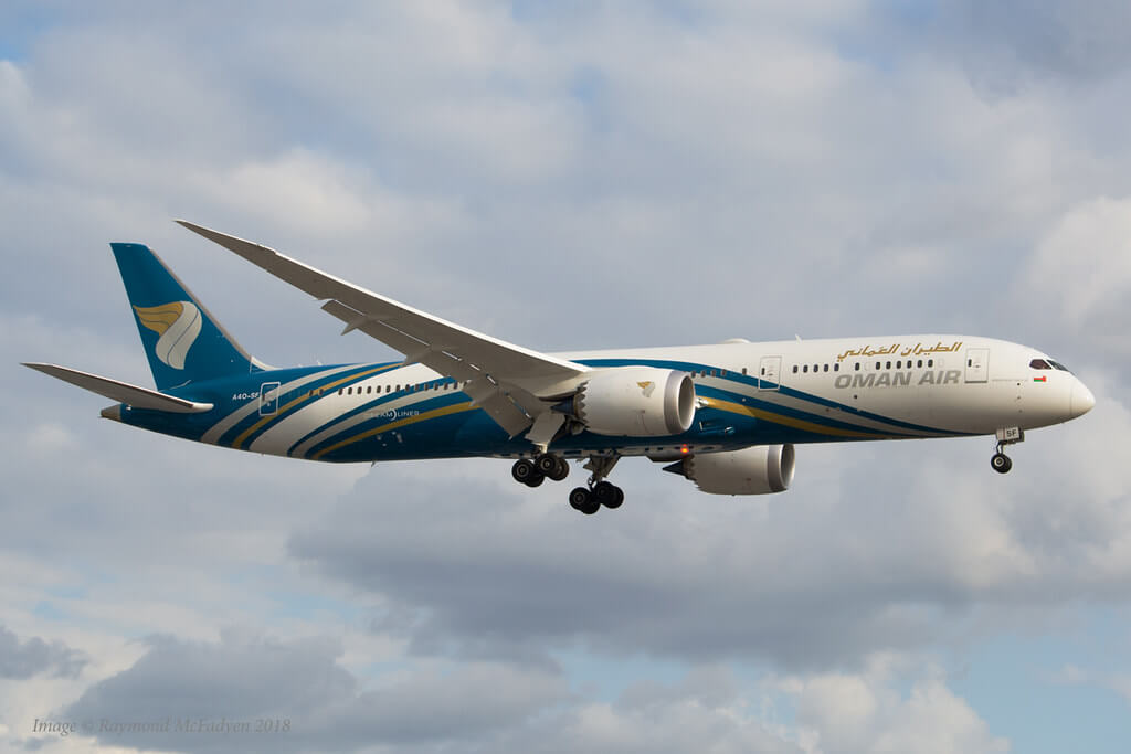 oman air 2pc baggage