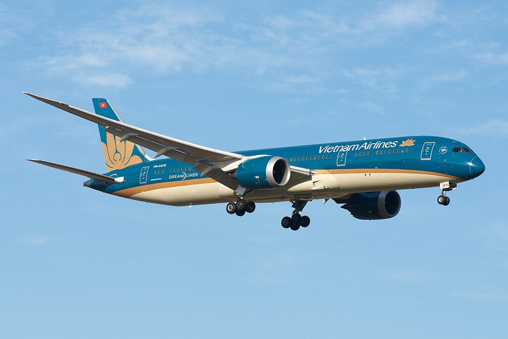 Vietnam Airlines Boeing 787 9 Dreamliner VN A870 at Melbourne Airport
