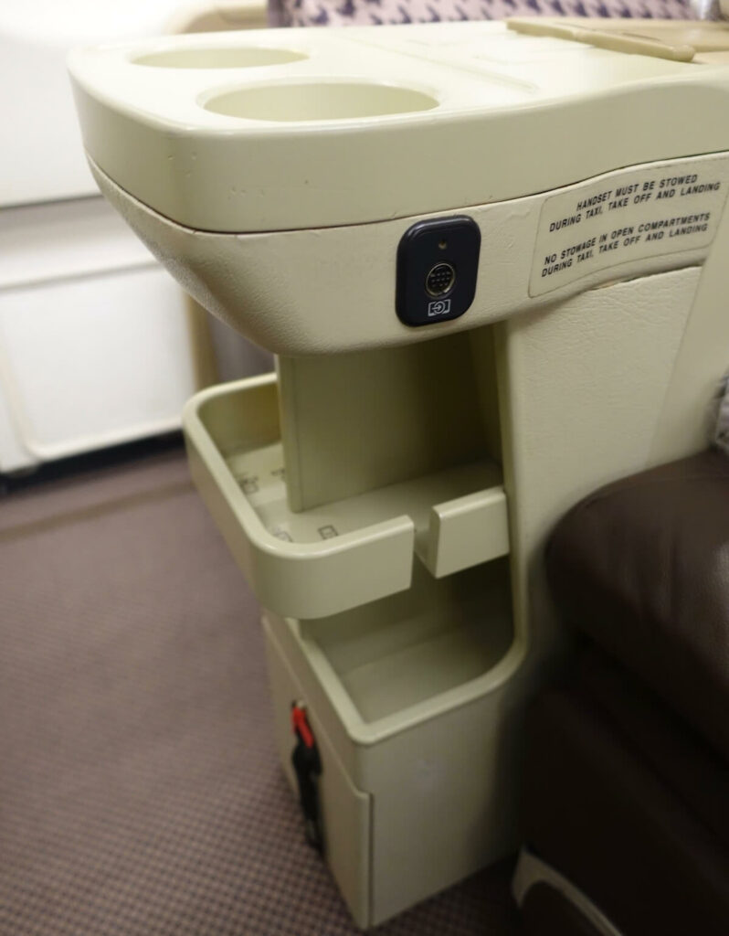 Singapore Airlines Airbus A330 300 business class seat storage