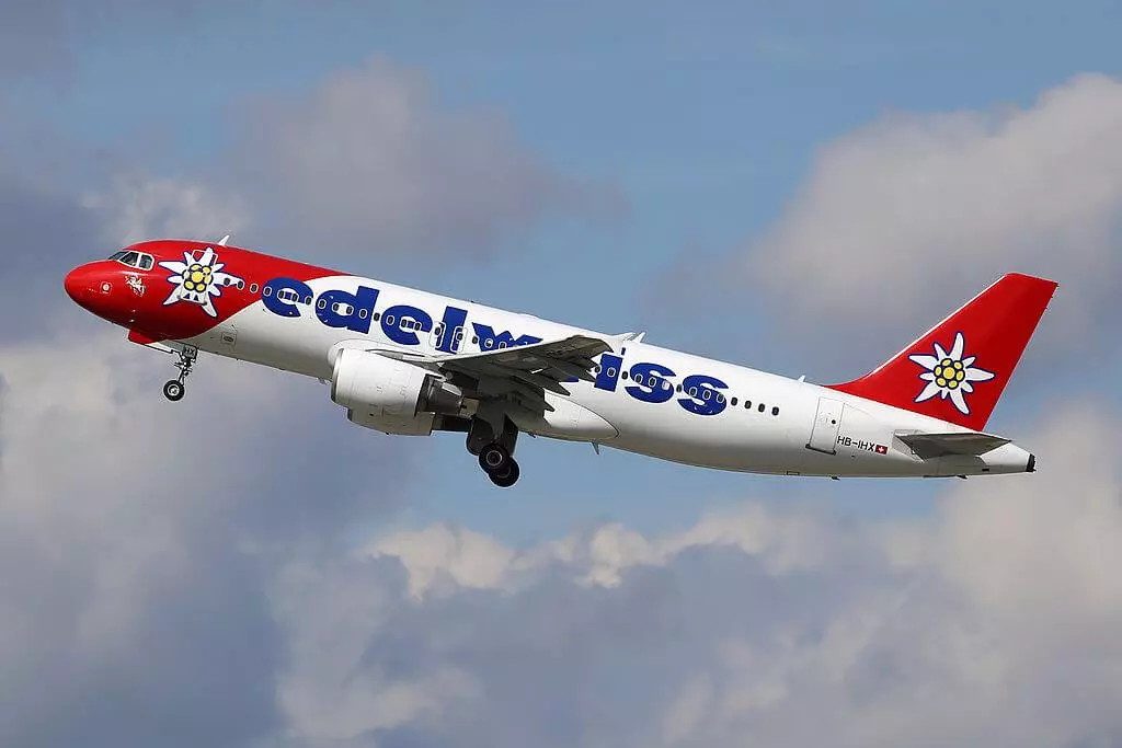 Edelweiss Air Airbus A320 214 HB IHX Bosco Gurin at Zurich International Airport