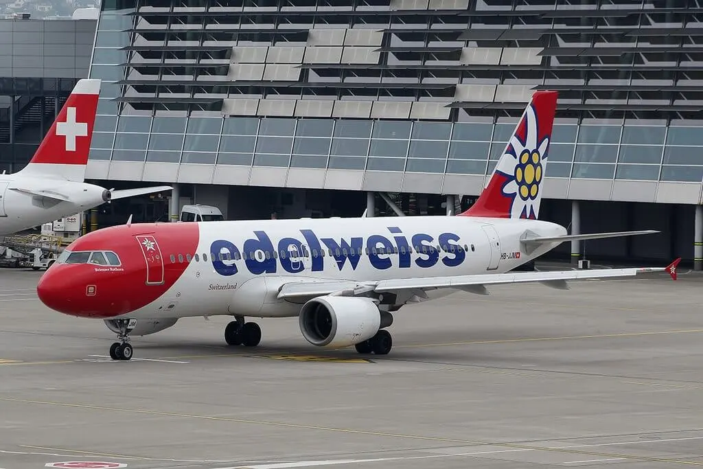 Edelweiss Air HB JJM Airbus A320 214 Brienzer Rothorn at Zurich International Airport
