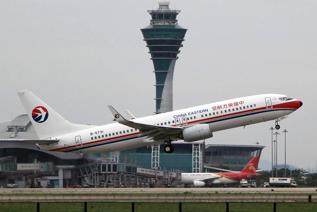 China Eastern Airlines Boeing 737 89PWL B 5731 at Guangzhou Baiyun International Airport