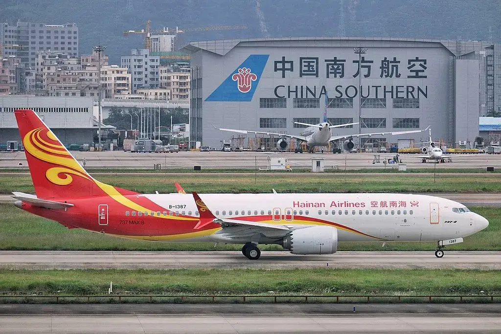 Boeing 737 Max 8 B 1387 Hainan Airlines at Shenzhen Baoan International Airport