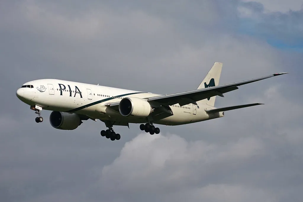 Boeing 777 200LR PIA Pakistan International Airlines AP BGY at Manchester Airport