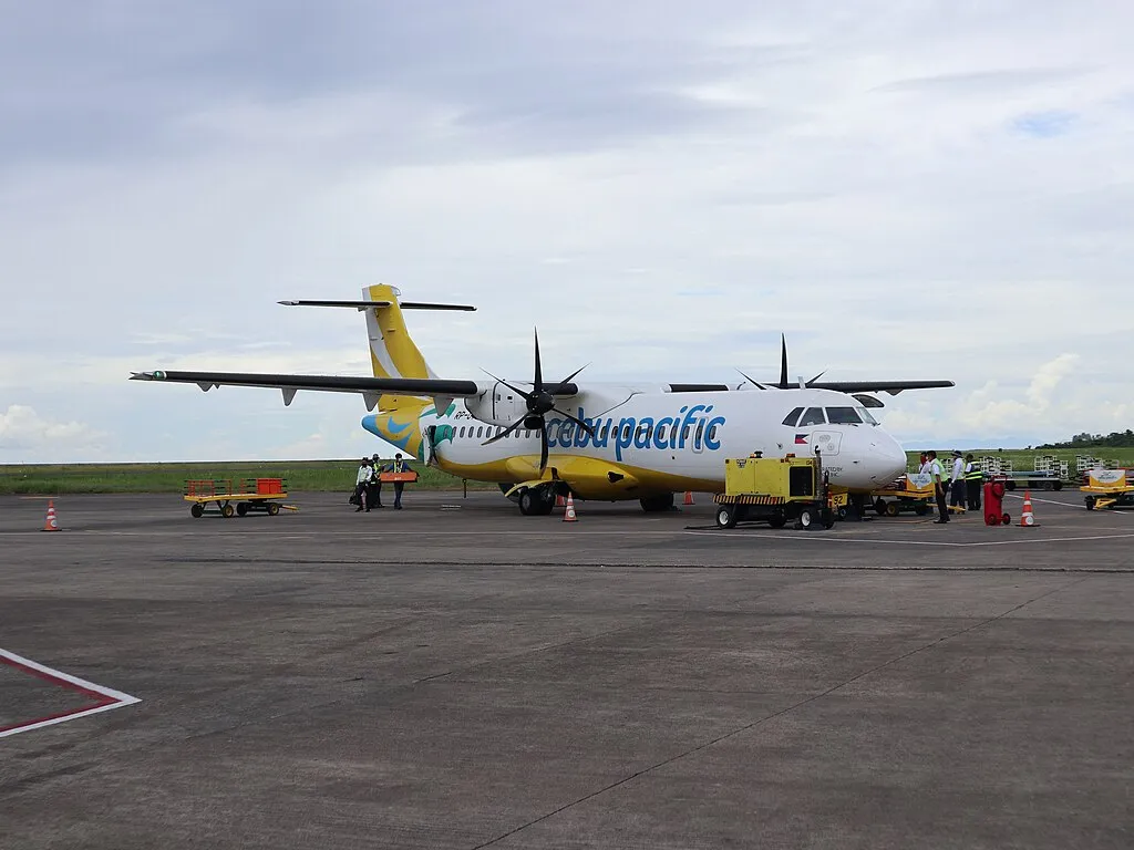 Cebu Pacific CebGo ATR 72 600 RP C7292 at DZR airport runway