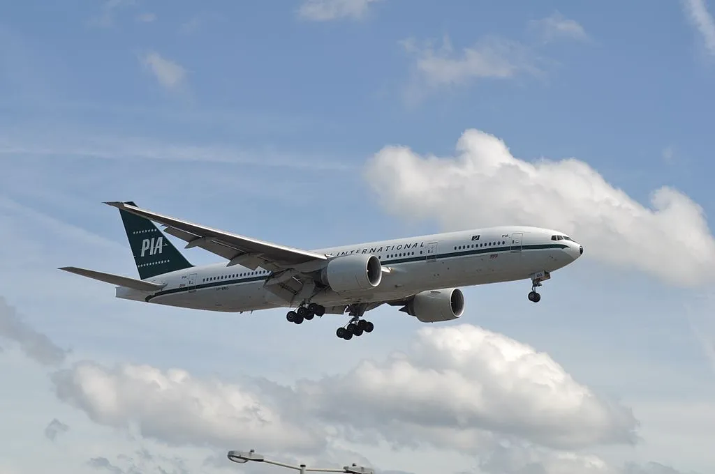 PIA Pakistan International Airlines Fleet AP BMG Boeing 777 2Q8ER landing at Heathrow